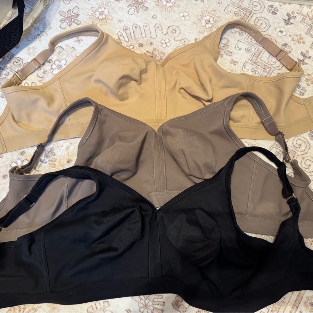 3 soma Embraceable Wireless Unlined Full Coverage Bra bundle